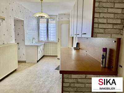 Maison traditionnelle - 175 m² - 6 pièces