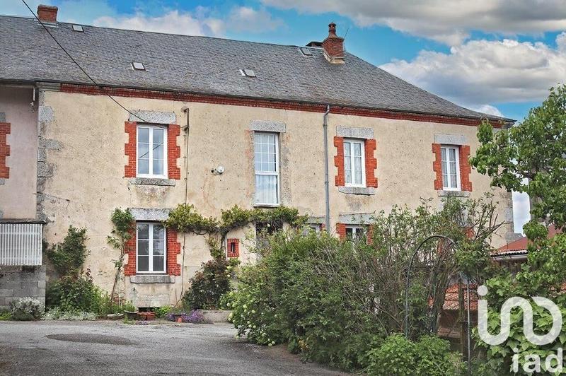 Maison - 220 m² - 9 pièces