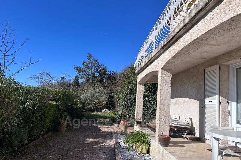Villa - 152 m² - 6 pièces