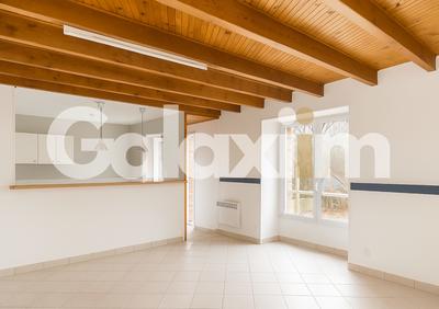 Maison - 80 m² - 4 pièces