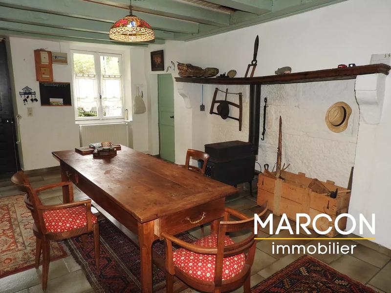 Maison - 97 m² - 5 pièces