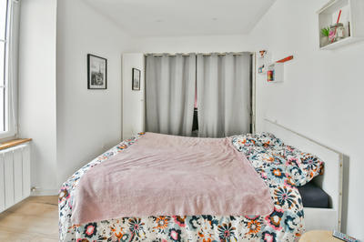 Maison - 240 m² - 9 pièces