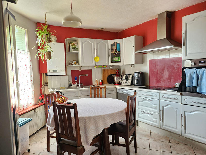 Maison - 94 m² - 4 pièces