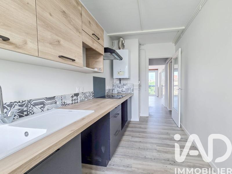 Appartement - 95 m² - 5 pièces