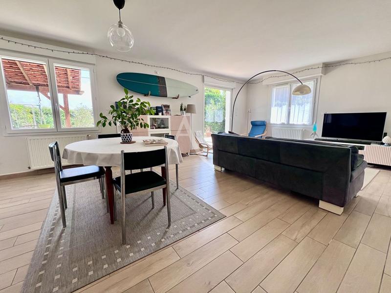 Maison - 192 m² - 7 pièces