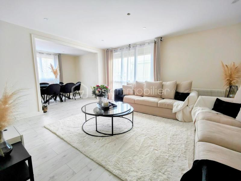 Appartement - 75 m² - 5 pièces