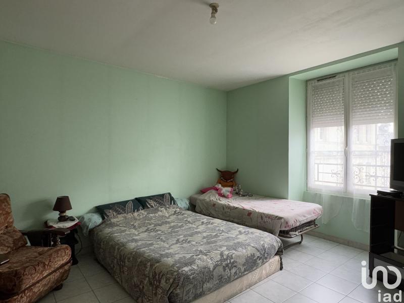 Maison - 300 m² - 5 pièces