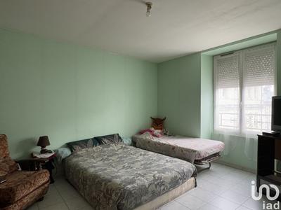 Maison - 300 m² - 5 pièces