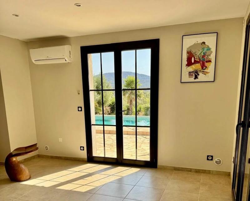 Villa - 246 m² - 7 pièces