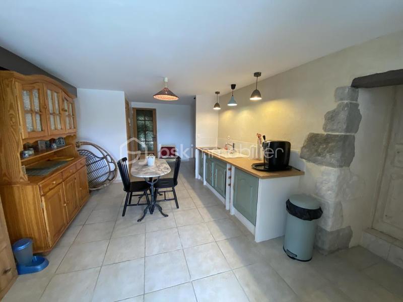 Maison en pierre - 225 m² - 8 pièces