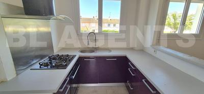 Maison - 99 m² - 5 pièces