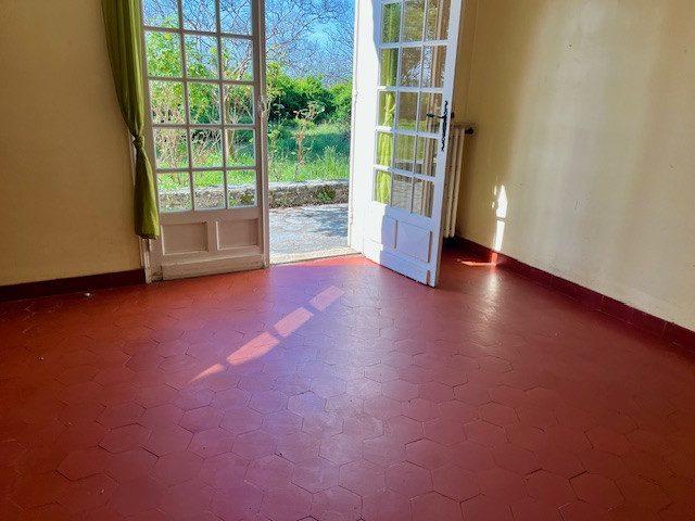 Maison traditionnelle - 110 m² - 5 pièces