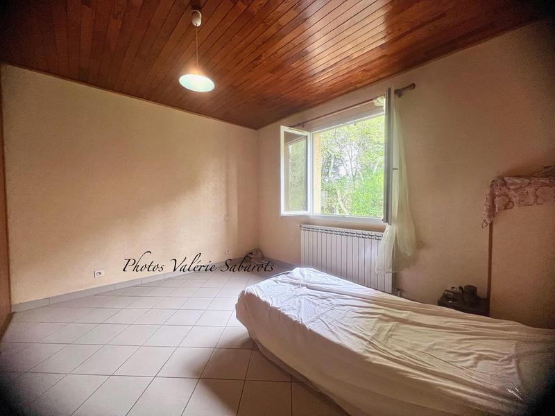 Propriété - 337 m² - 7 pièces