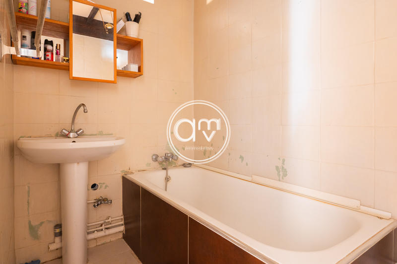 Appartement - 77 m² - 4 pièces