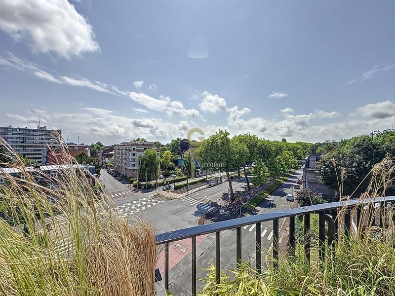 Appartement - 111 m² - 4 pièces