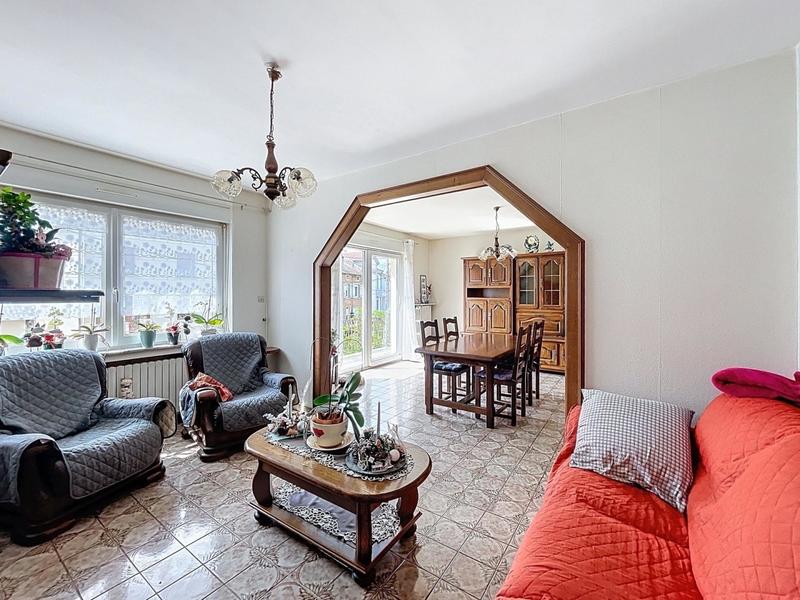 Maison - 163 m² - 5 pièces