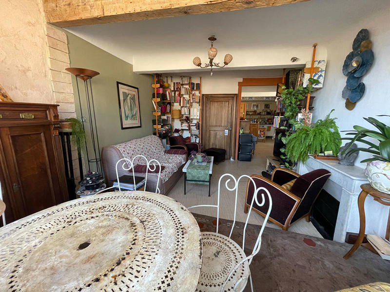 Maison - 200 m² - 7 pièces