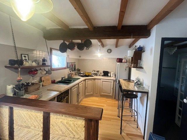 Maison traditionnelle - 140 m² - 6 pièces