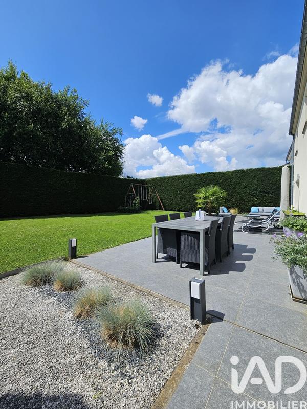 Maison - 210 m² - 5 pièces