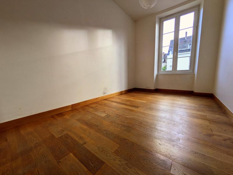 Appartement - 110 m² - 4 pièces