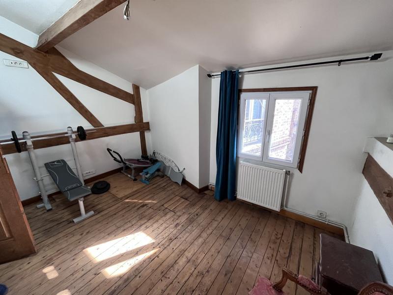 Local commercial - 1 229 m² - 5 pièces