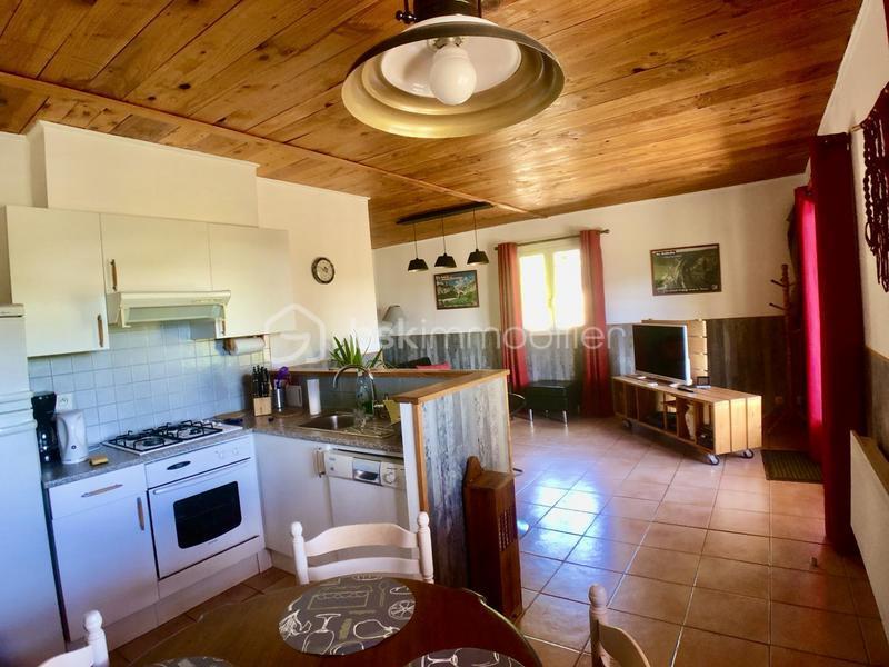 Maison en pierre - 225 m² - 14 pièces