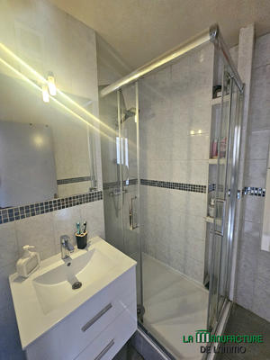 Appartement - 65 m² - 4 pièces