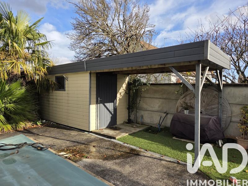 Maison - 199 m² - 7 pièces