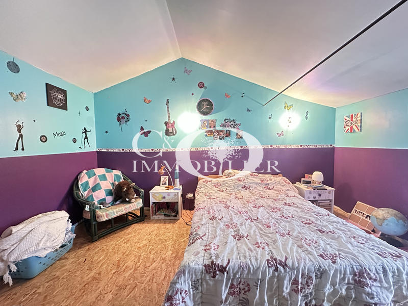 Maison - 183 m² - 6 pièces