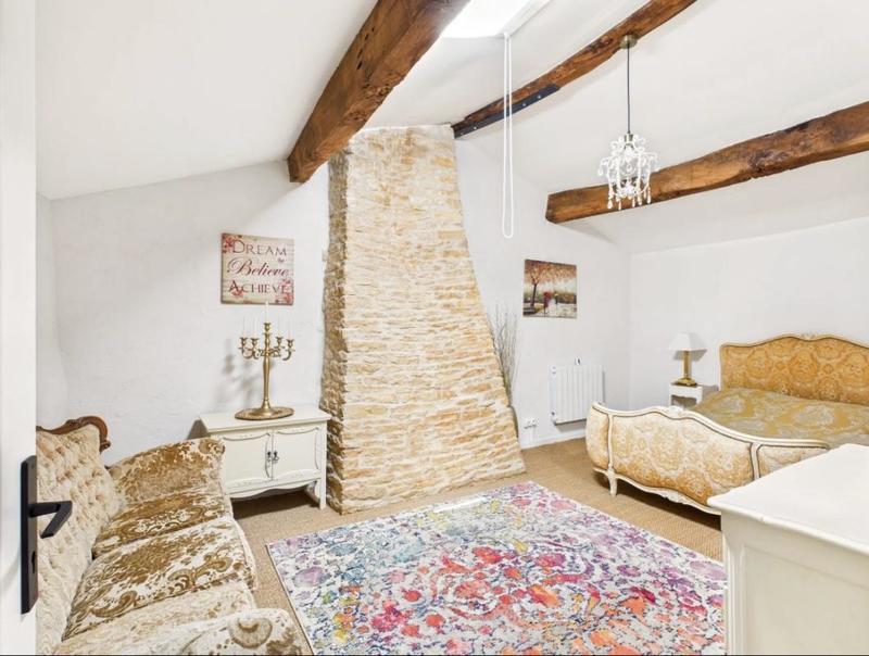 Maison - 234 m² - 10 pièces