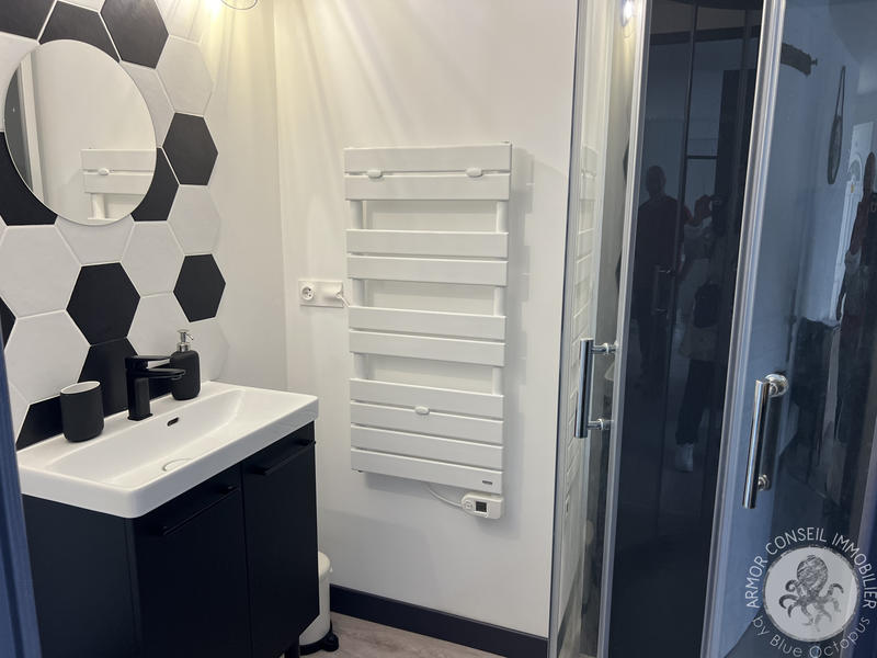 Immeuble - 216 m² - 10 pièces