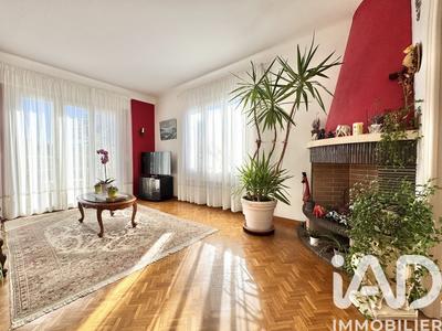 Maison - 174 m² - 7 pièces