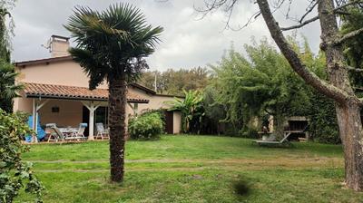 Maison en pierre - 122 m² - 6 pièces