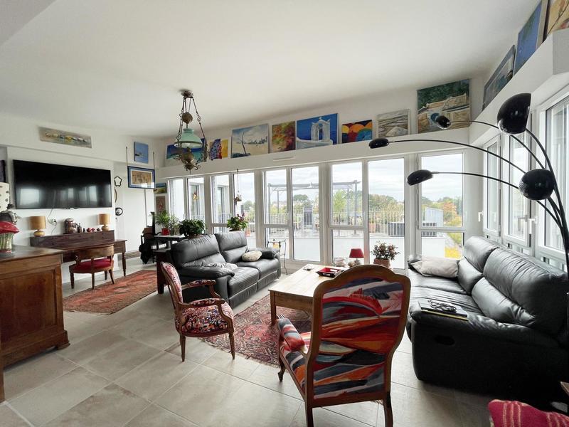 Appartement - 104 m² - 4 pièces