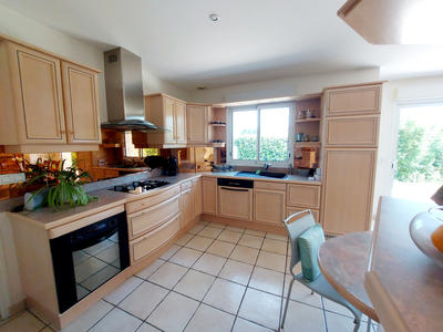 Maison - 145 m² - 7 pièces