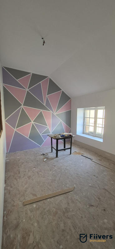 Maison - 180 m² - 7 pièces