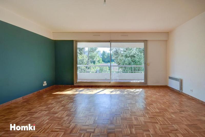 Appartement - 99 m² - 4 pièces