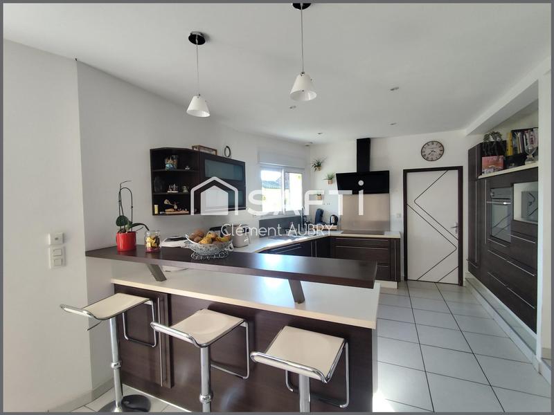 Maison - 156 m² - 5 pièces