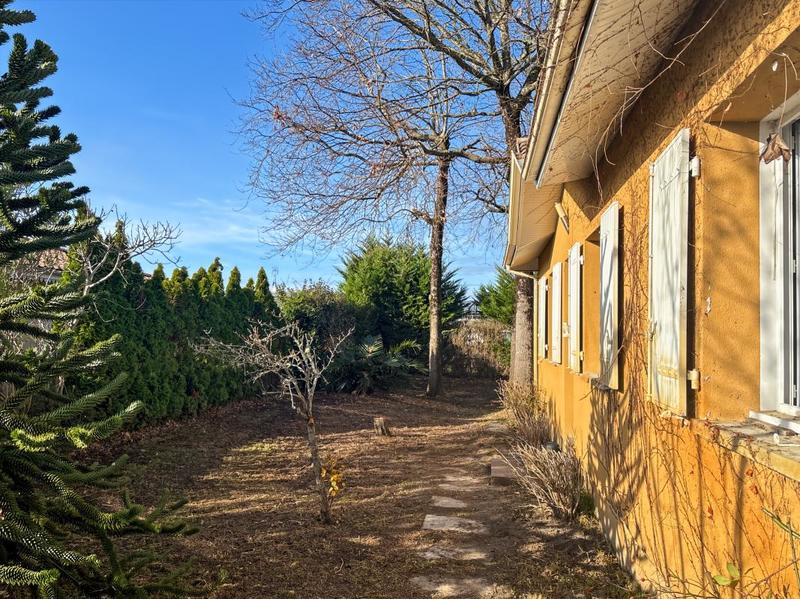 Maison - 94 m² - 4 pièces