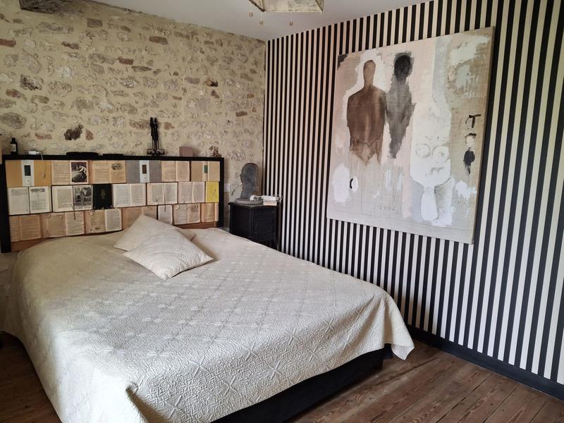 Maison traditionnelle - 350 m² - 11 pièces