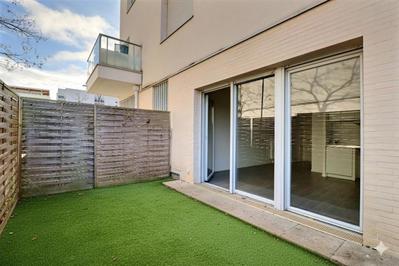 Studio - 28 m² - 1 pièce