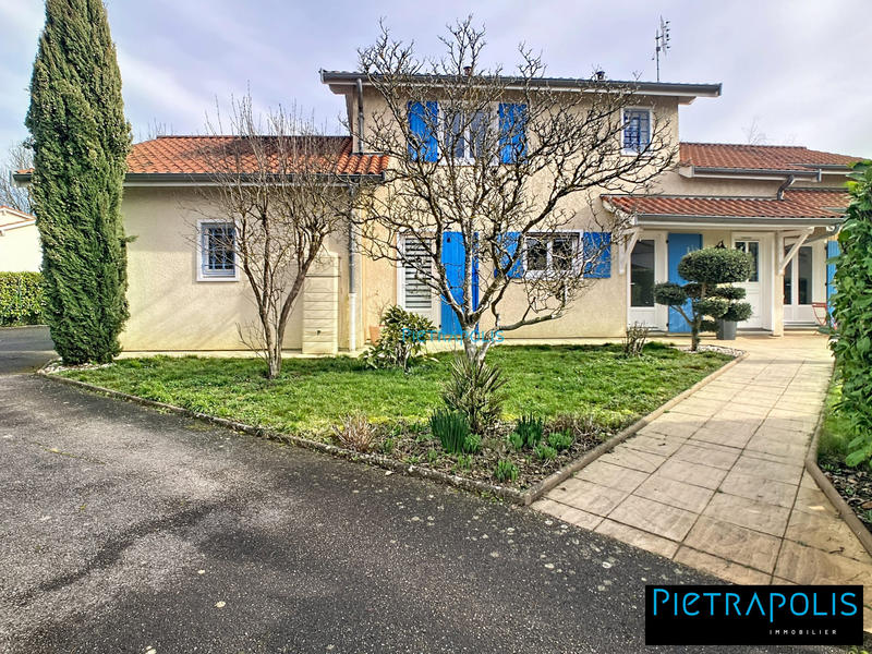 Maison - 133 m² - 6 pièces