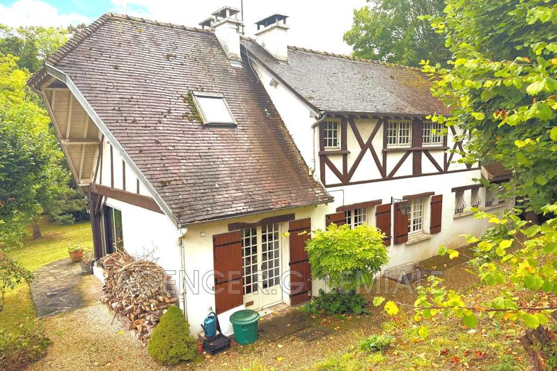 Maison - 145 m² - 5 pièces