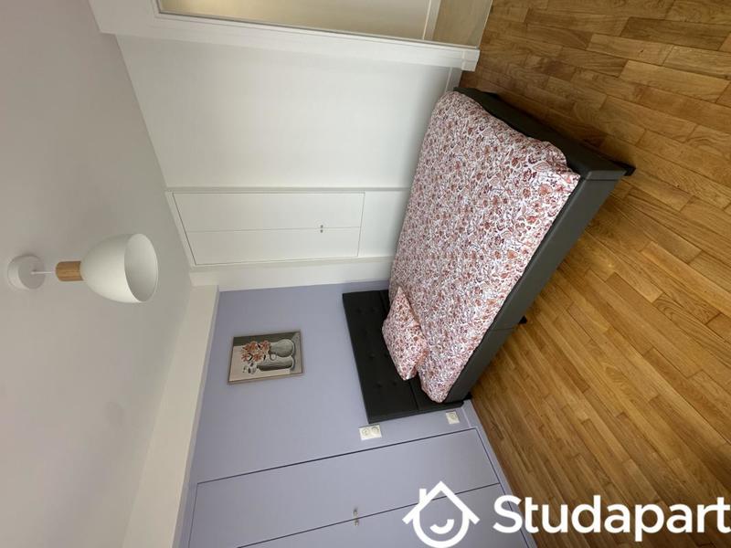 Chambre - 10 m² - 1 pièce