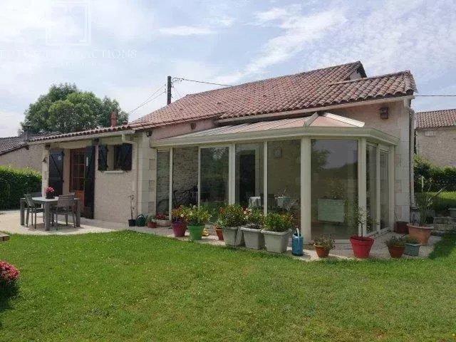 Maison - 120 m² - 6 pièces