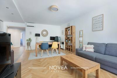 Appartement - 85 m² - 3 pièces