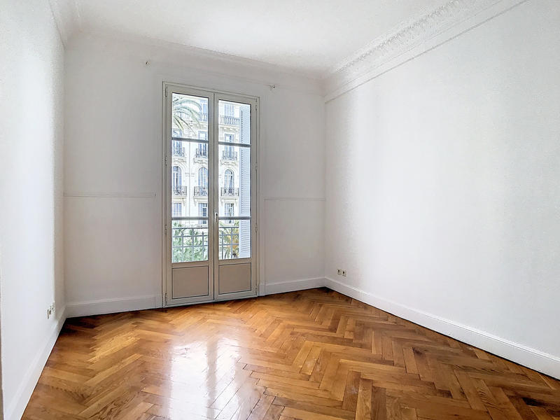 Appartement - 140 m² - 3 pièces