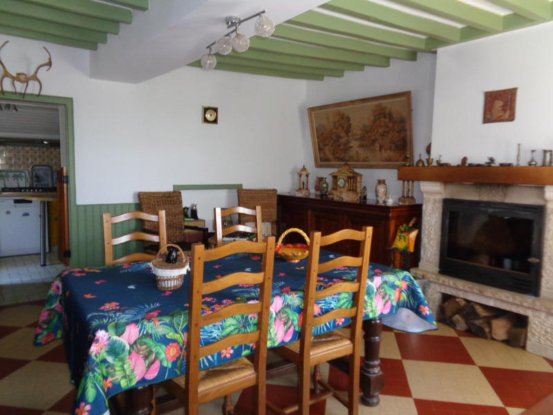 Maison - 220 m² - 11 pièces