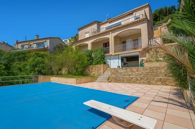 Villa - 150 m² - 6 pièces