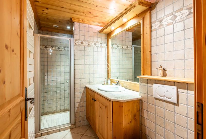 Châlet - 176 m² - 6 pièces